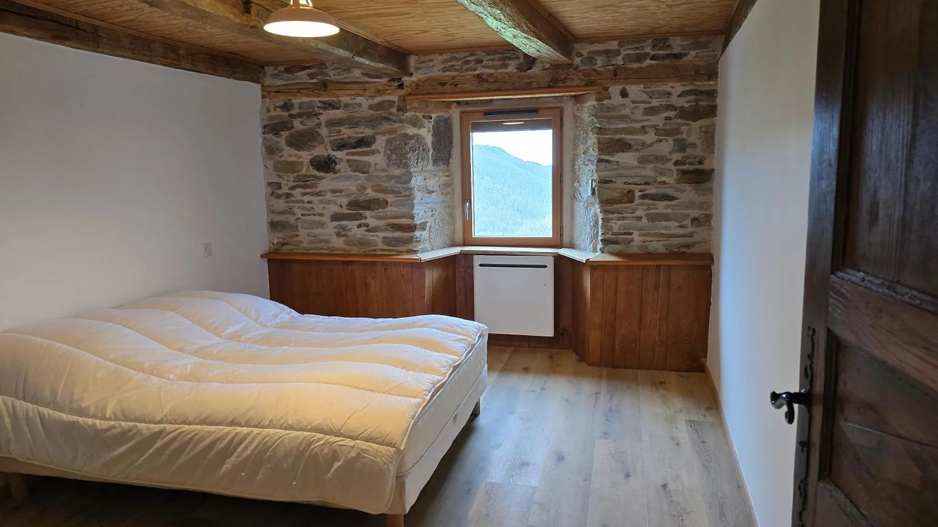 Corps De Ferme En Aubrac Avec Jacuzzi Villa Montpeyroux  0*, Montpeyroux (Aveyron) Frankrijk