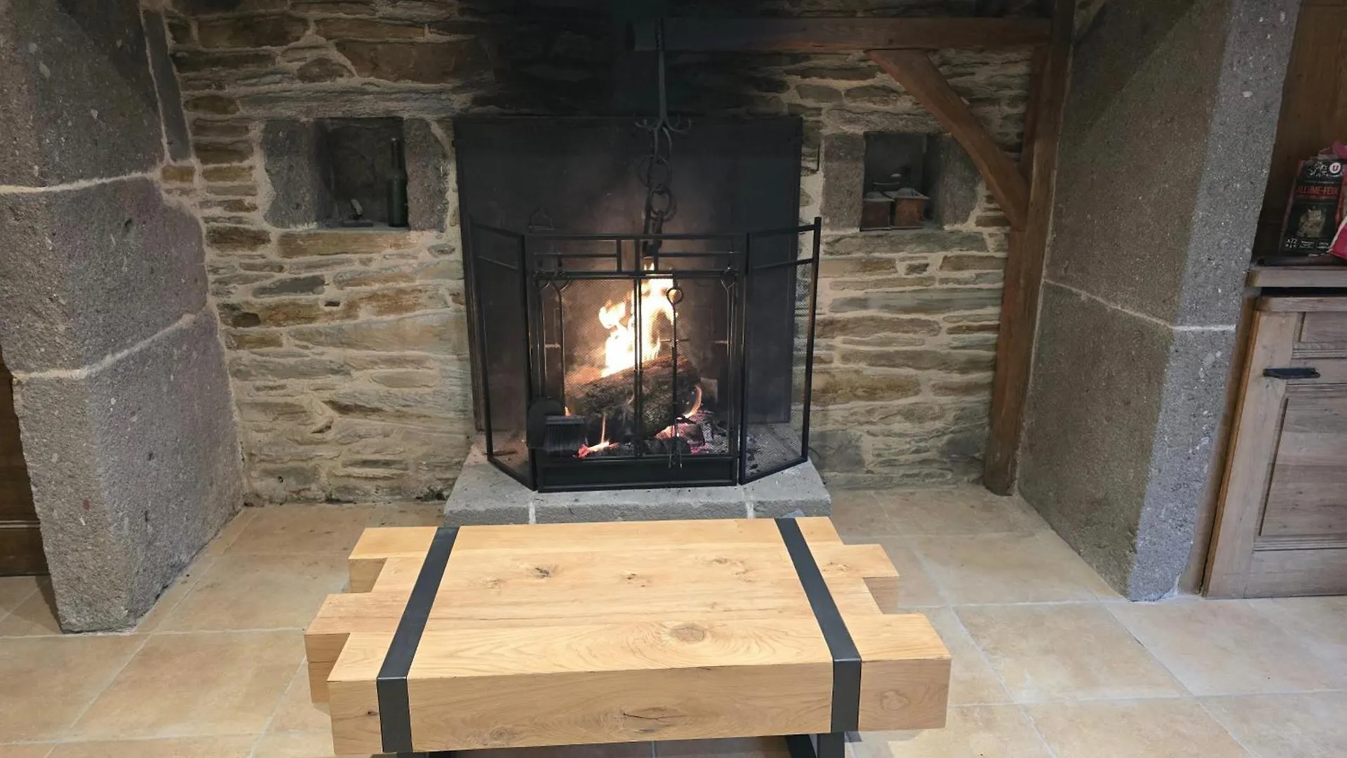 Vakantiehuis Corps De Ferme En Aubrac Avec Jacuzzi Villa Montpeyroux  Frankrijk